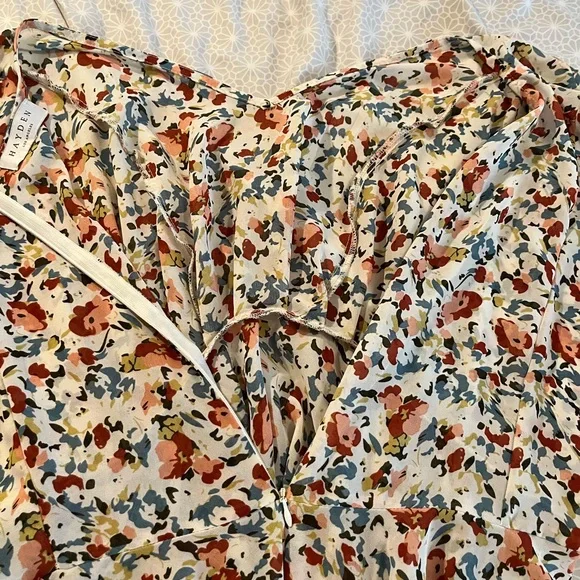 Hayden med/large Floral Print Peplum Top - Picture 10 of 12